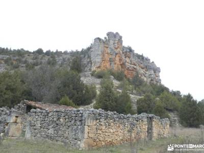 Cañón y Arrecife de Castrojimeno-Valdehornos; donde nace el tajo mochilas grandes parques naturales 